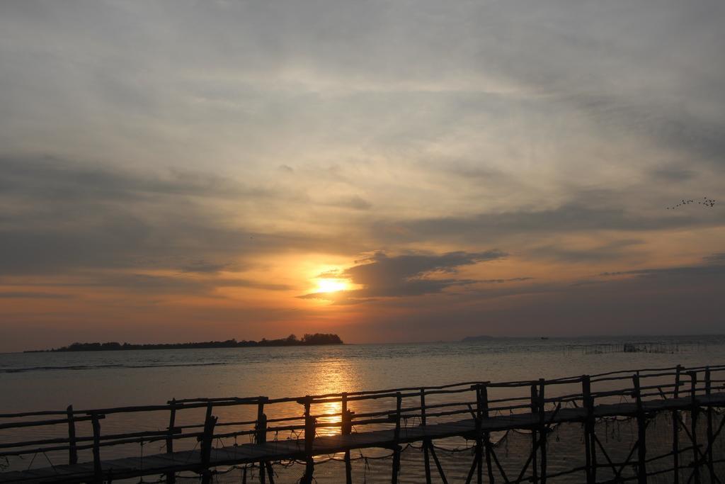 Bintan Laguna Restaurant And Resort Teluk Bakau Luaran gambar